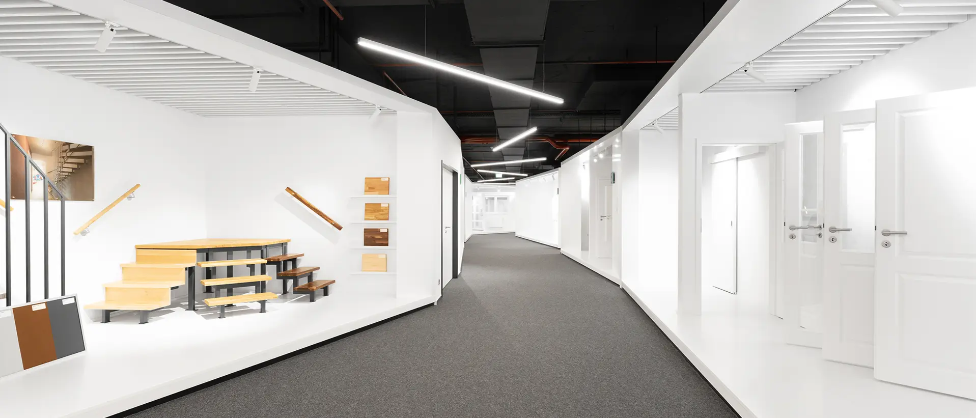 weisenburger-Bemusterungszentrum-baustein Auswahl der Türen und Treppen im Bemusterungszentrum baustein