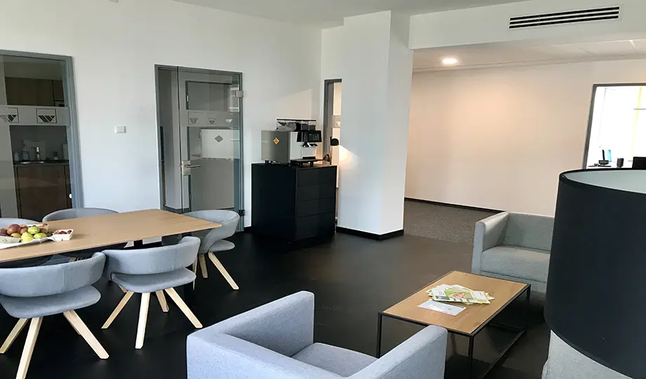 weisenburger_bau_Geschaeftsstelle_Duesseldorf_innen office in Dusseldorf from the interior view