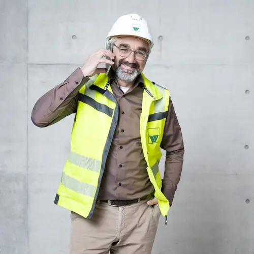 Oberbauleitung bei weisenburger Oberbauleiter am iPhone bei weisenburger