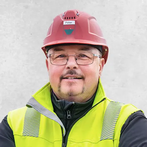 Polier bei weisenburger Polier Heiko bei weisenburger auf der Baustelle