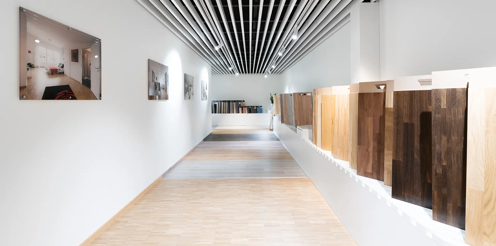 selection_of_parquet_Bemusterungszentrum_baustein Selection of parquet in the sampling center baustein