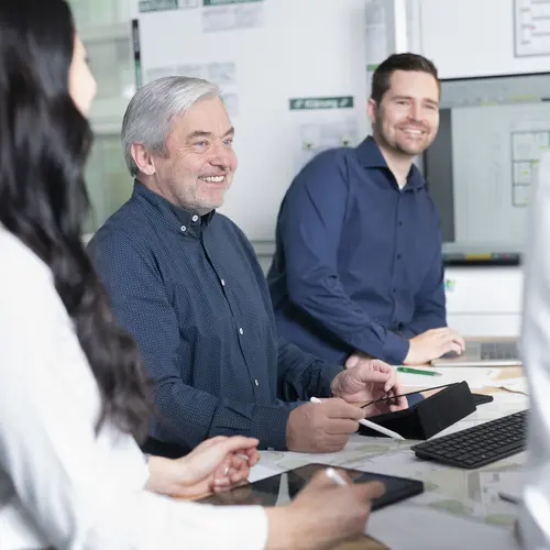 Kalkulator bei weisenburger Kalkulator im Meeting bei weisenburger
